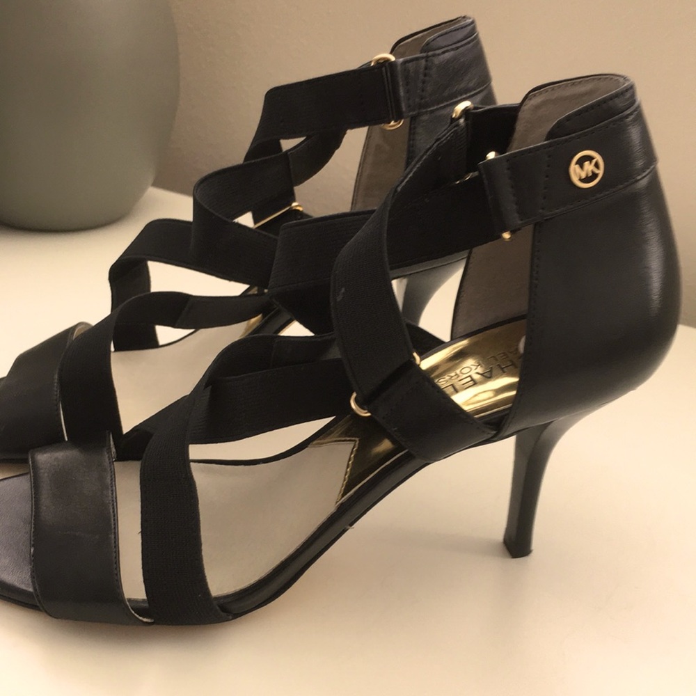 MK black heels 👠EUC